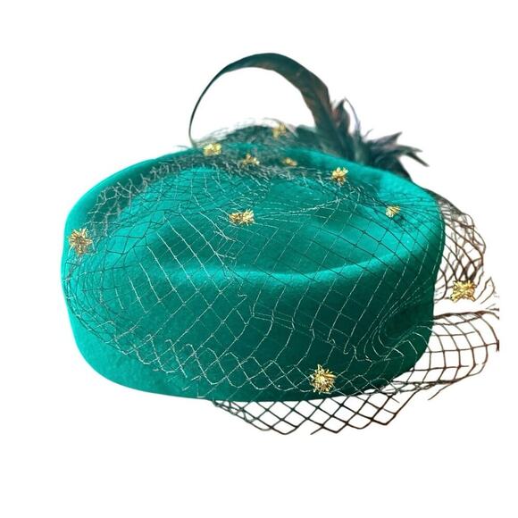 Vintage Michael Howard Green Wool Pillbox Hat with Feathers & Veil - Picture 2 of 4